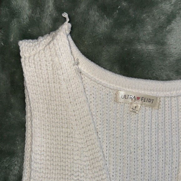 Ultra Flirt Cream V-Neck Knit Button Front Sweater Vest - Picture 4 of 6